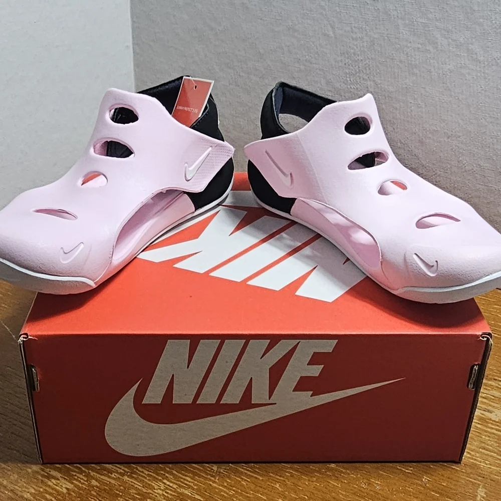 NWT Nike Sunray Protect 3 Sandals Pink White Black Size 3 Youth DH9462-601